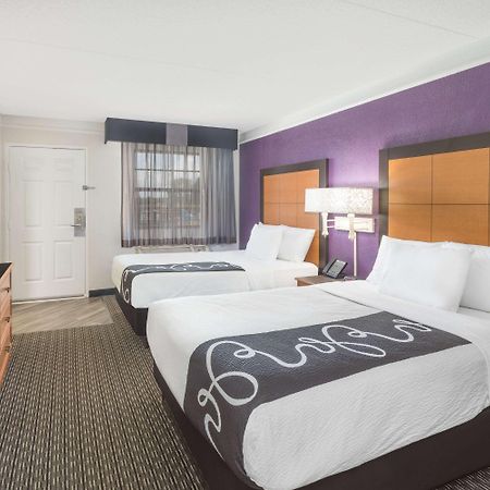 Baymont By Wyndham Greenville Woodruff Rd Eksteriør bilde