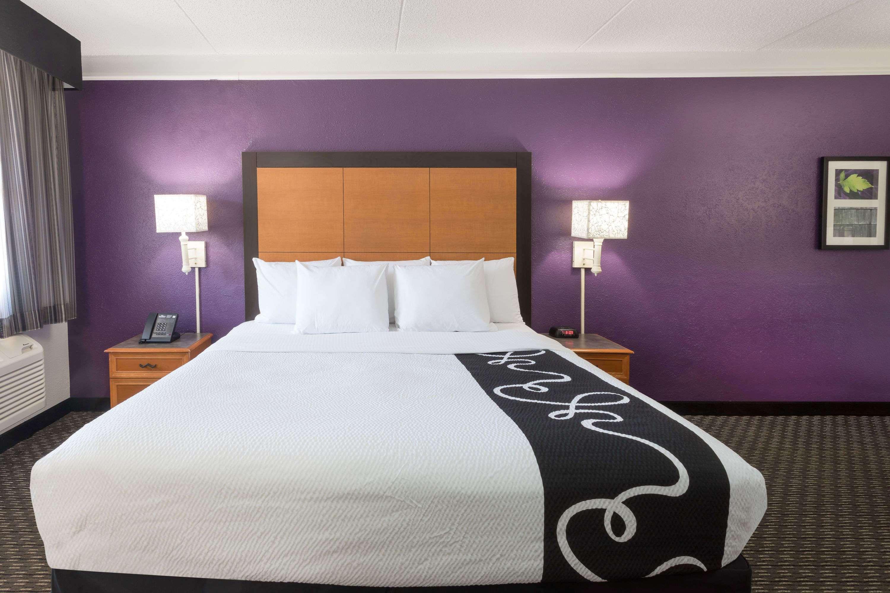 Baymont By Wyndham Greenville Woodruff Rd Eksteriør bilde