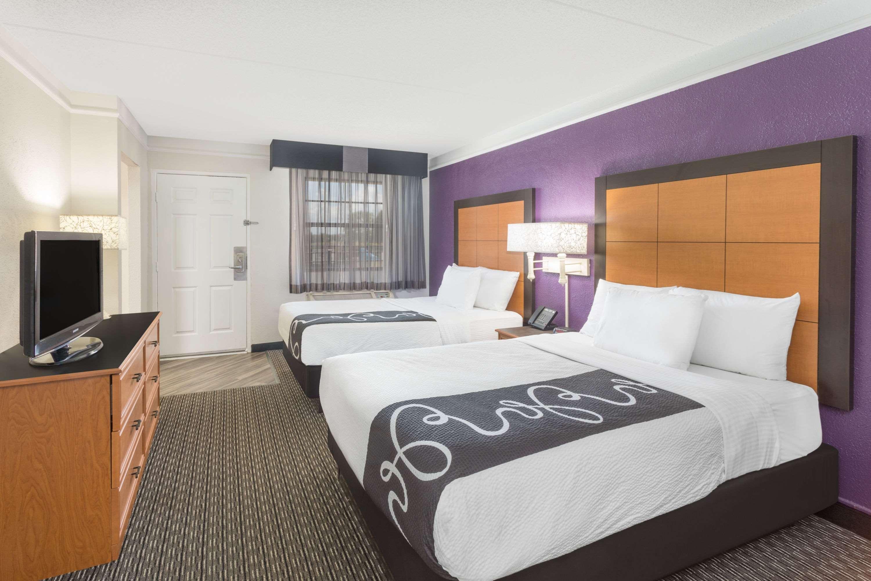 Baymont By Wyndham Greenville Woodruff Rd Eksteriør bilde