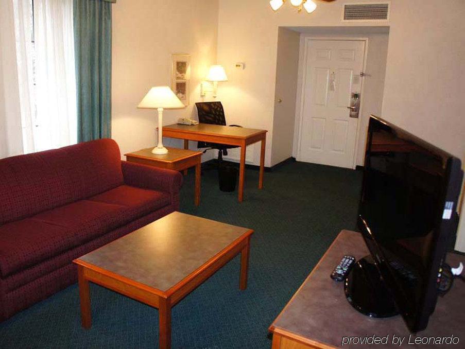 Baymont By Wyndham Greenville Woodruff Rd Eksteriør bilde