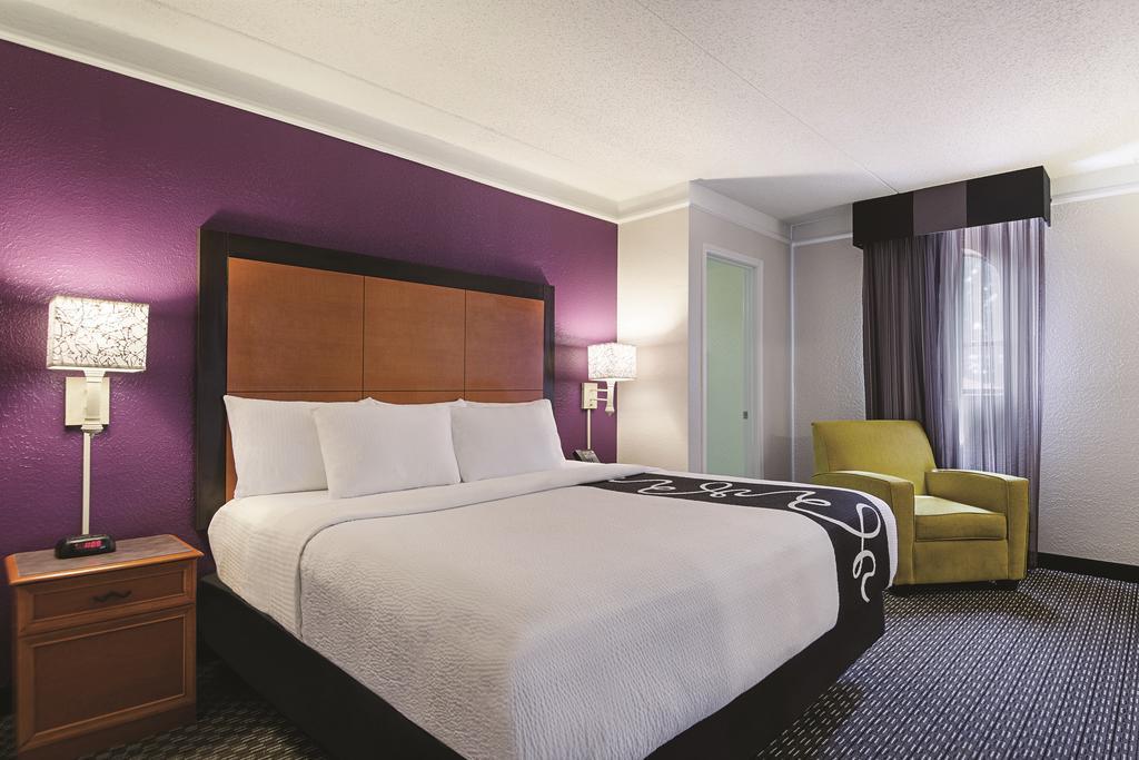 Baymont By Wyndham Greenville Woodruff Rd Eksteriør bilde