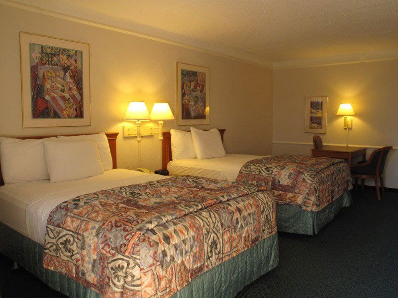 Baymont By Wyndham Greenville Woodruff Rd Rom bilde
